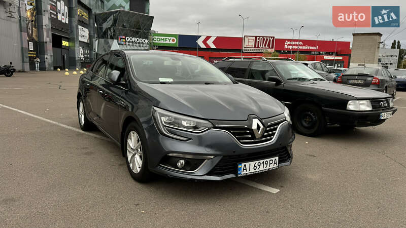 Седан Renault Megane 2017 в Києві