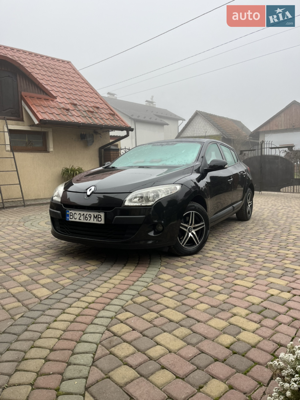 2010 Renault Megane - мініатюра 11