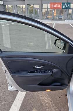 Универсал Renault Megane 2011 в Чернигове фото 29 Универсал Renault Megane 2011 в Чернигове