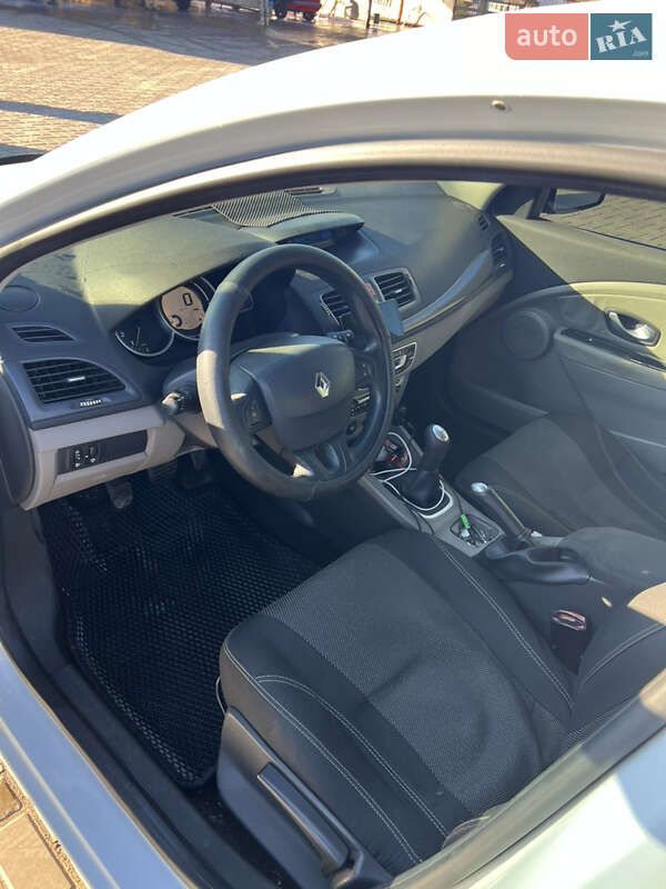 Универсал Renault Megane 2009 в Дружковке фото 4 Универсал Renault Megane 2009 в Дружковке