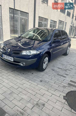 Седан Renault Megane 2009 в Ужгороде