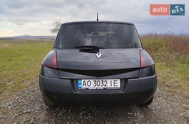 Хэтчбек Renault Megane 2005 в 