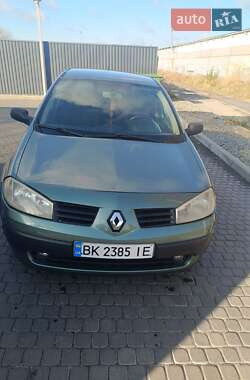 Седан Renault Megane 2004 в Днепре