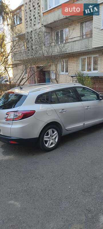 Универсал Renault Megane 2014 в Черновцах