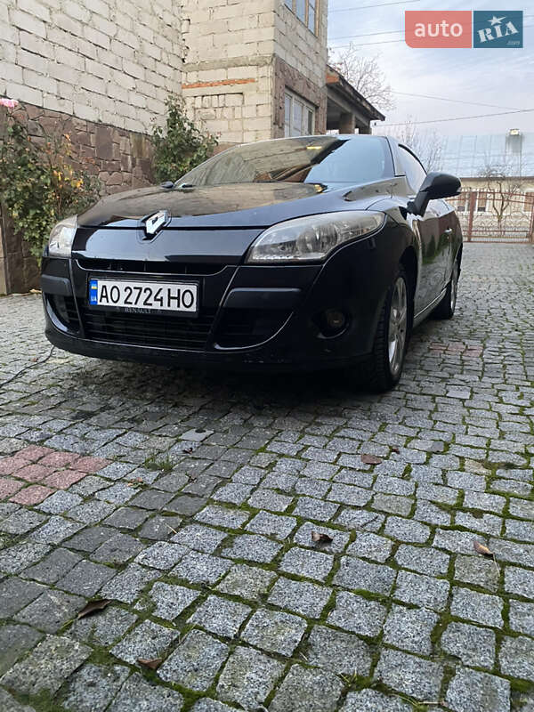 Кабриолет Renault Megane 2011 в Хусте