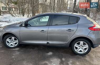 Хэтчбек Renault Megane 2013 в Коростене