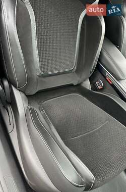 Седан Renault Megane 2017 в 