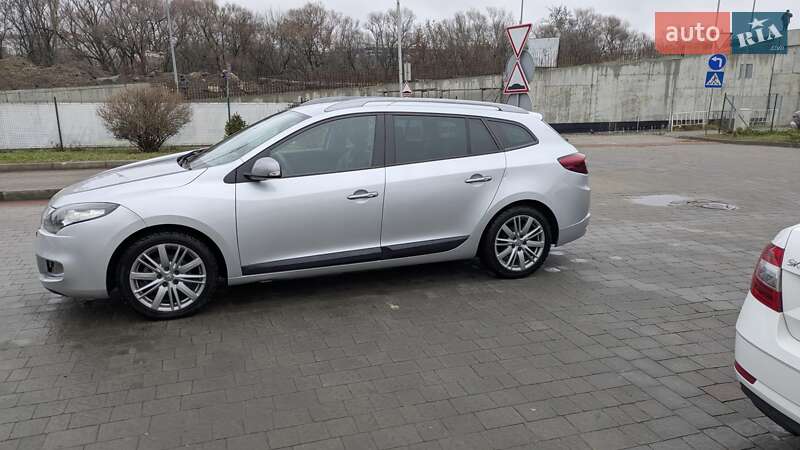 Универсал Renault Megane 2011 в Ивано-Франковске фото 4 Универсал Renault Megane 2011 в Ивано-Франковске