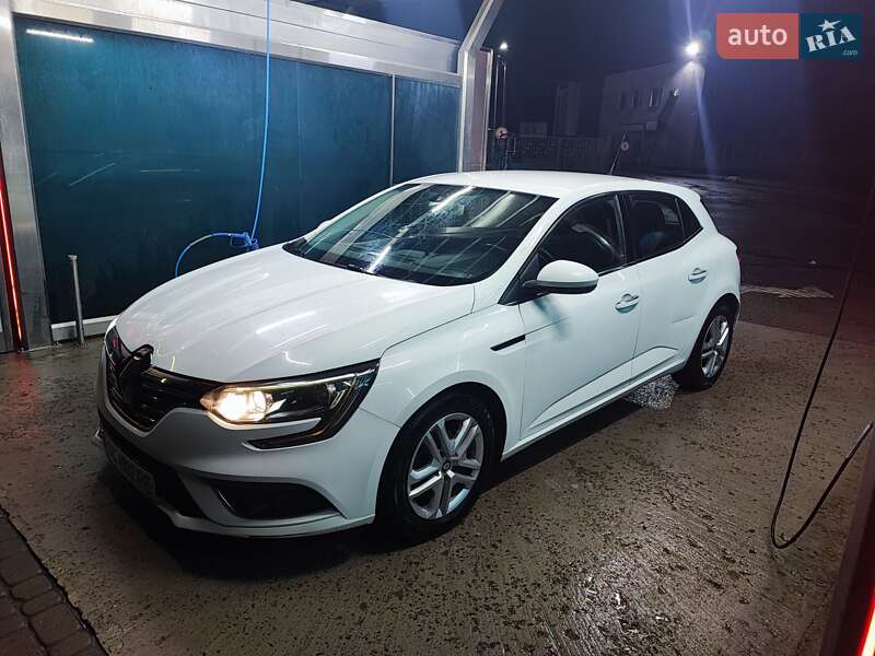 Хэтчбек Renault Megane 2016 в Львове фото 6 Хэтчбек Renault Megane 2016 в Львове