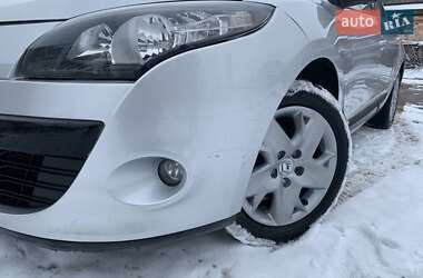 Хэтчбек Renault Megane 2012 в Золочеве