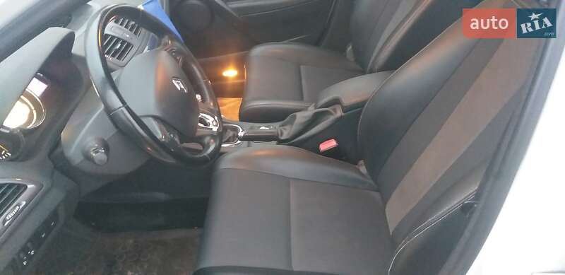 Універсал Renault Megane 2015 в Києві