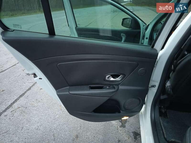 Універсал Renault Megane 2011 в Кореці