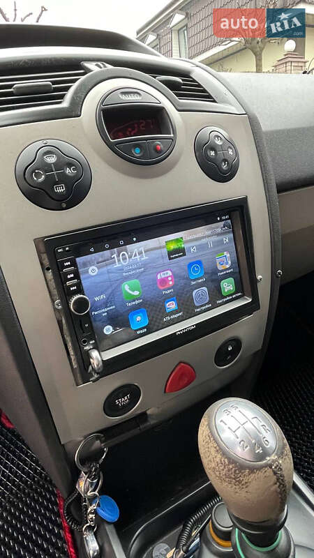 Хэтчбек Renault Megane 2003 в Тульчине