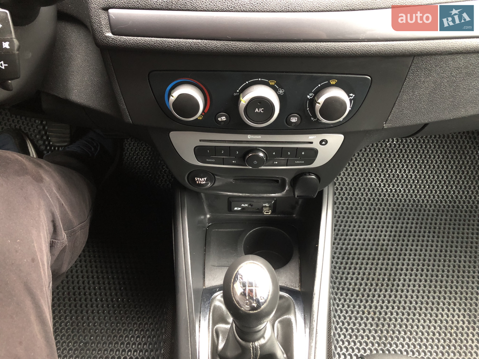 2015 Renault Megane - мініатюра 18