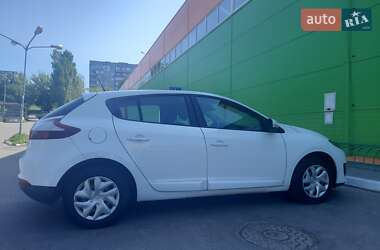 Хэтчбек Renault Megane 2015 в Ровно