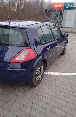 Седан Renault Megane 2003 в Камне-Каширском