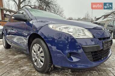 Хетчбек Renault Megane 2011 в Сумах