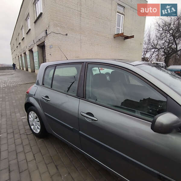 Хэтчбек Renault Megane 2003 в Сумах