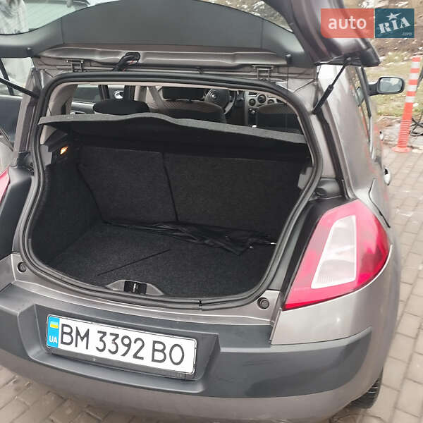 Хэтчбек Renault Megane 2003 в Сумах