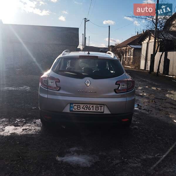 Универсал Renault Megane 2013 в Сновске