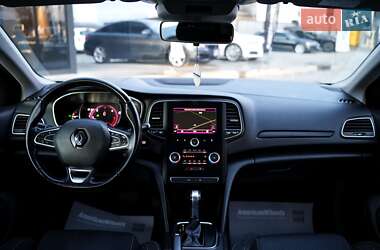 Хетчбек Renault Megane 2017 в Чернівцях