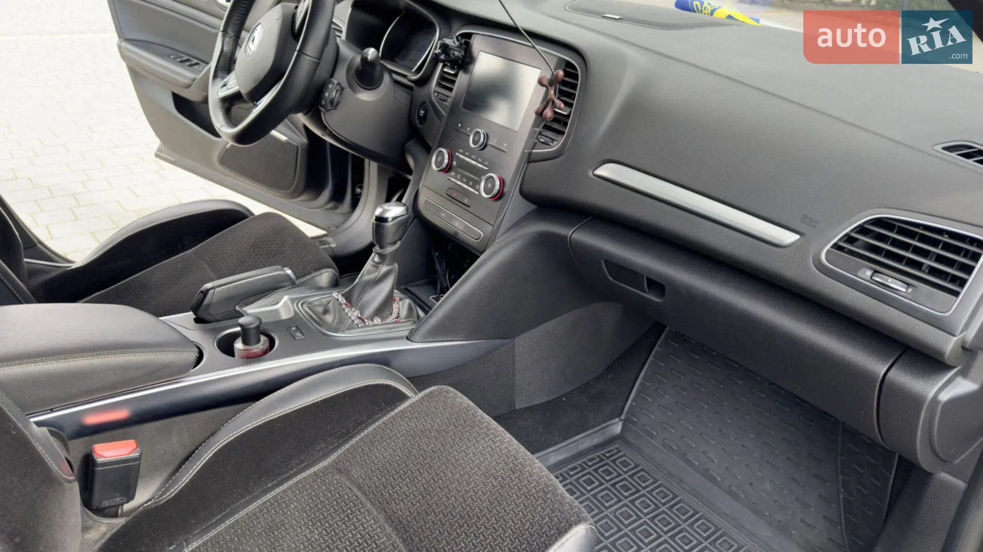 2016 Renault Megane - мініатюра 41