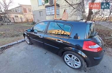 Хэтчбек Renault Megane 2008 в Новониколаевке