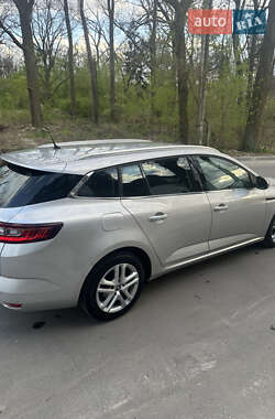 Универсал Renault Megane 2018 в 
