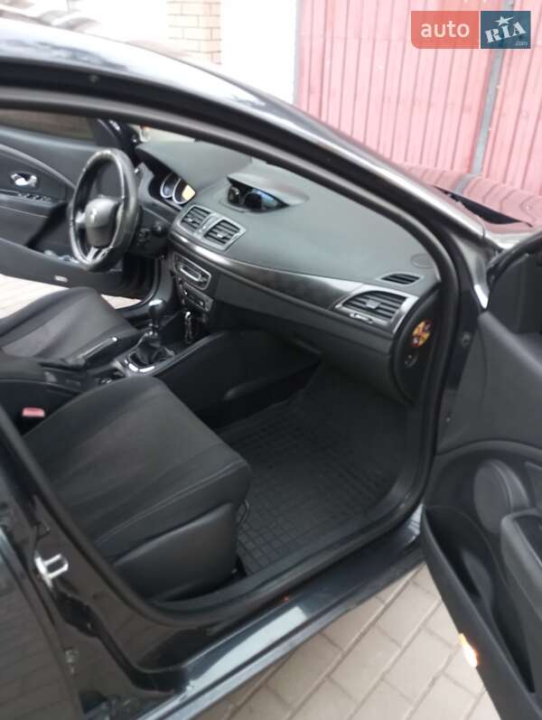 Универсал Renault Megane 2012 в Казатине
