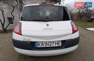 Хетчбек Renault Megane 2005 в 