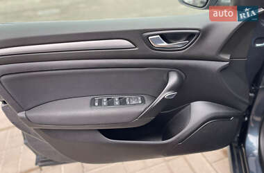 Универсал Renault Megane 2021 в 