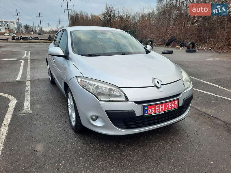 Хэтчбек Renault Megane 2010 в Полтаве