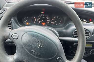 Седан Renault Megane 1998 в Львові