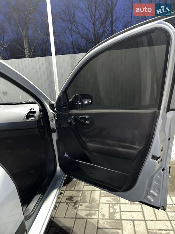 Седан Renault Megane 2004 в Дніпрі