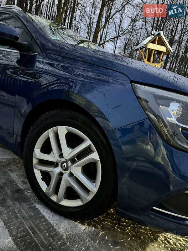 Универсал Renault Megane 2017 в Долине