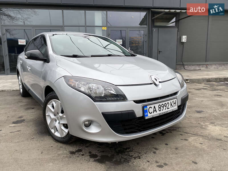 Универсал Renault Megane 2011 в 