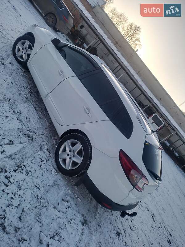 Універсал Renault Megane 2015 в Ромнах