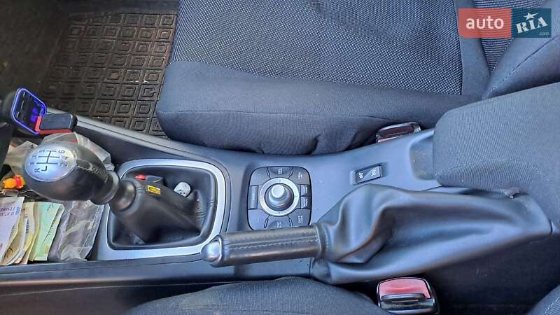 Хетчбек Renault Megane 2011 в Новомиргороді фото 9 Хетчбек Renault Megane 2011 в Новомиргороді