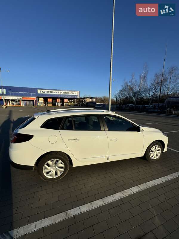 Універсал Renault Megane 2015 в Сумах