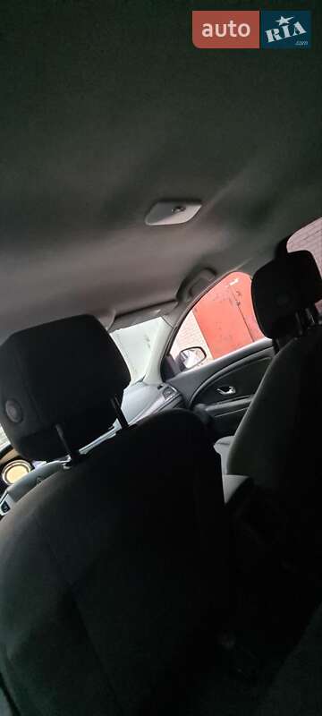 Хэтчбек Renault Megane 2012 в Киеве фото 4 Хэтчбек Renault Megane 2012 в Киеве