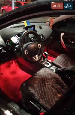 Универсал Renault Megane 2011 в 