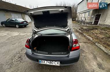 Седан Renault Megane 2004 в 