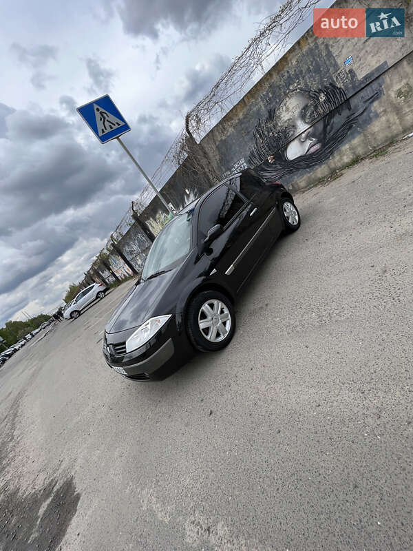 Купе Renault Megane 2005 в Горохове