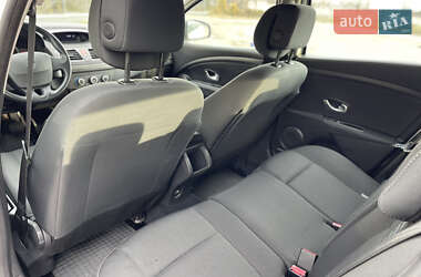 Хэтчбек Renault Megane 2008 в 