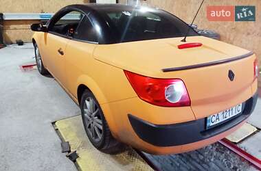 Кабриолет Renault Megane 2003 в 