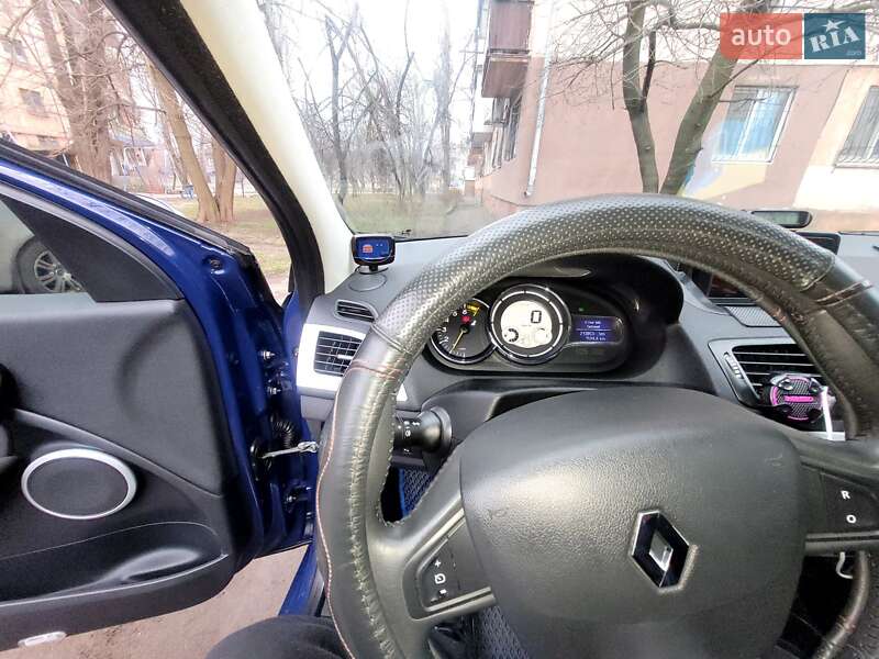Універсал Renault Megane 2009 в Кривому Розі фото 12 Універсал Renault Megane 2009 в Кривому Розі