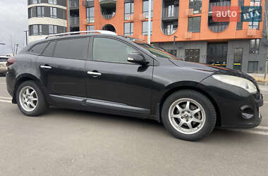 Универсал Renault Megane 2010 в 