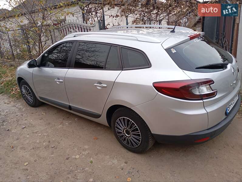 Універсал Renault Megane 2010 в Ананьїві
