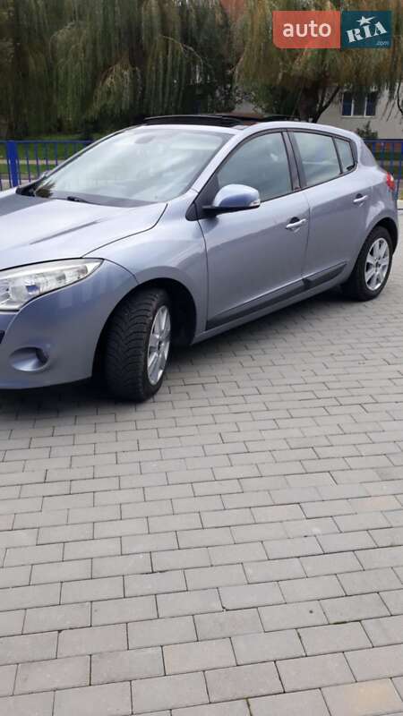 Хэтчбек Renault Megane 2009 в Калуше