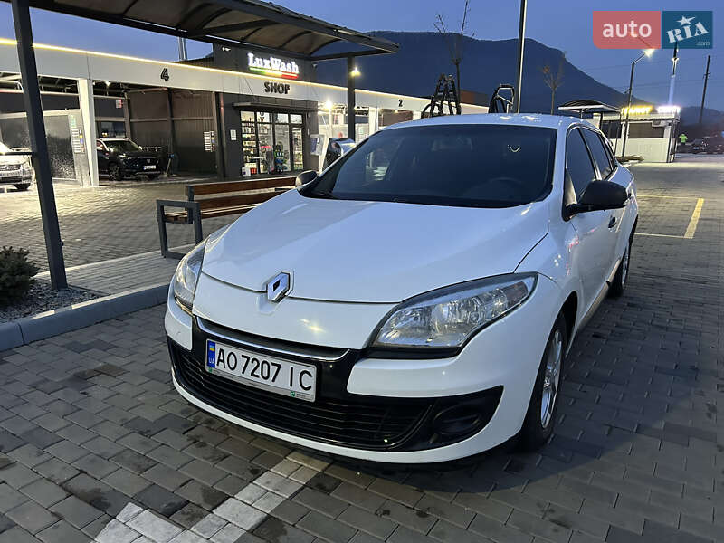 Универсал Renault Megane 2012 в 
